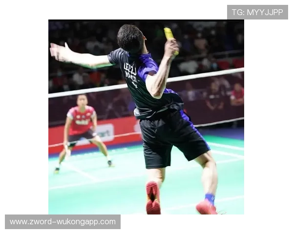 李梓嘉练羽毛球像打仗，出门却能各种瞎花钱，真是矛盾体啊！