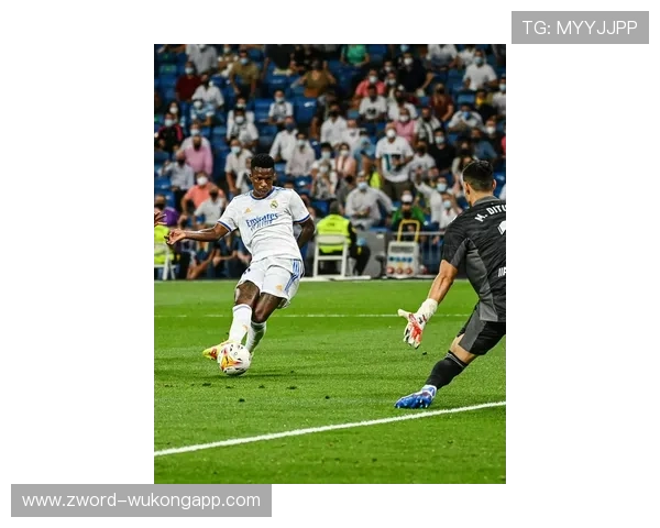 维尼修斯突破与过人能力解析：左路爆破为何难以限制